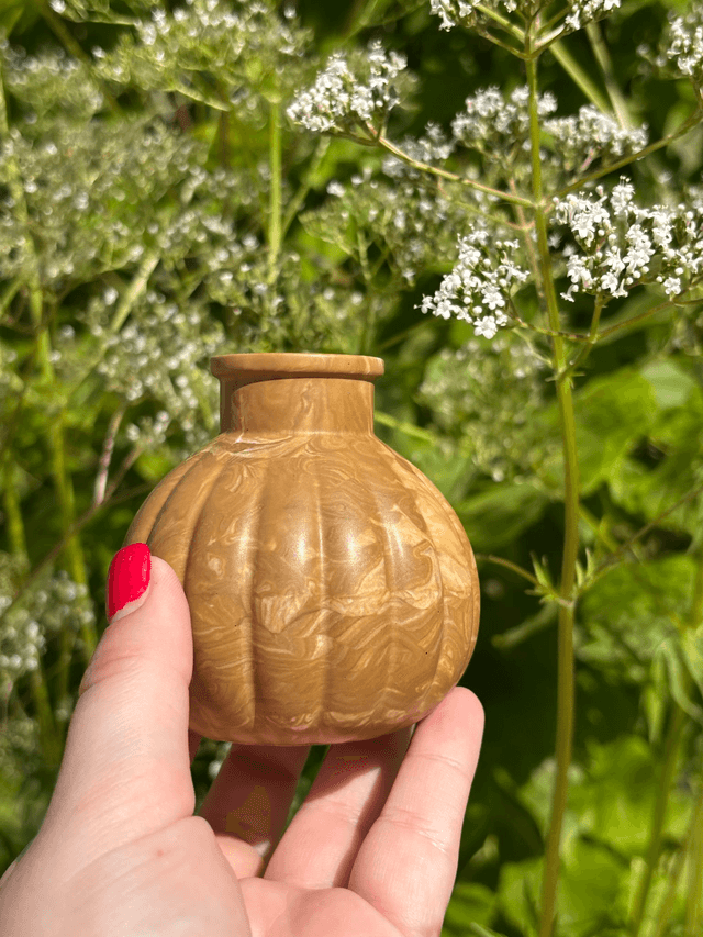Vase marbré marron